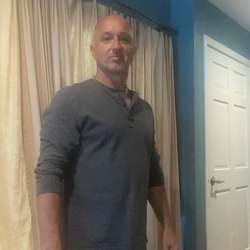 4realguy35673's Chat & Dating Profile