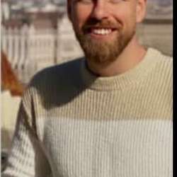 Adamslovlyboy's Chat & Dating Profile