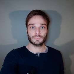 AdrienJ's Chat & Dating Profile