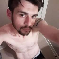 Albert03's Chat & Dating Profile