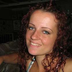 Angela's Chat & Dating Profile