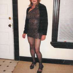 Aprilinhose's Chat & Dating Profile