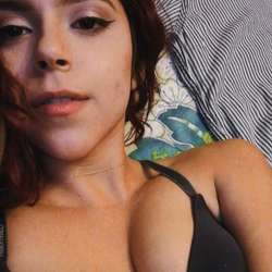 Ariyadv01's Chat & Dating Profile