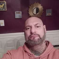 Badboyquincy's Chat & Dating Profile