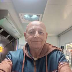 Barry1234's Chat & Dating Profile