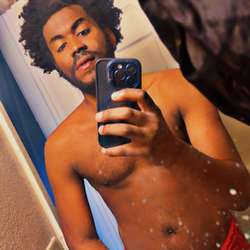 BigDiccRich's Chat & Dating Profile