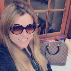 Brina's Chat & Dating Profile