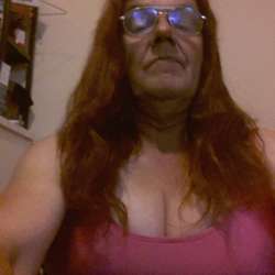 CarrieAnne's Chat & Dating Profile
