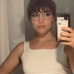 Cecewinter327's Chat & Dating Profile