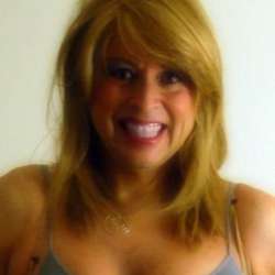 Cecy's Chat & Dating Profile