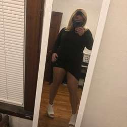 ChloeApple's Chat & Dating Profile