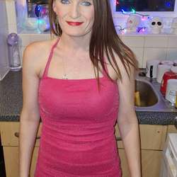 Dannibabe's Chat & Dating Profile