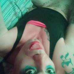 Dollydixx's Chat & Dating Profile