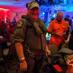 Falconfxr's Chat & Dating Profile