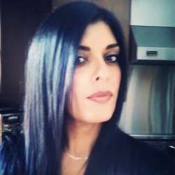 Gianna's Chat & Dating Profile