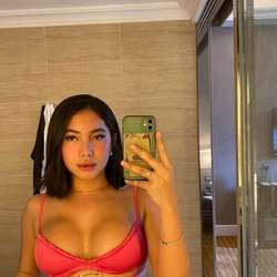 Graceisavailable's Chat & Dating Profile
