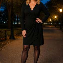 Heelnhose's Chat & Dating Profile