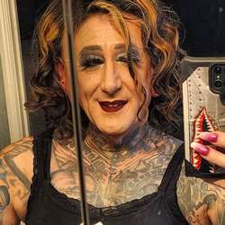 Hosecuck's Chat & Dating Profile