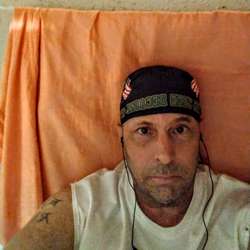 IMMANUIEL63's Chat & Dating Profile