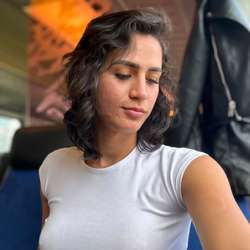 Isabella1234's Chat & Dating Profile