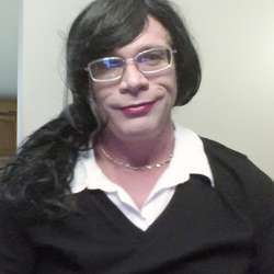 Isabelle79's Chat & Dating Profile