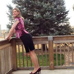 JaniceQ's Chat & Dating Profile