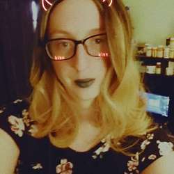 Kelley's Chat & Dating Profile