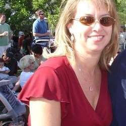 LisaGG's Chat & Dating Profile