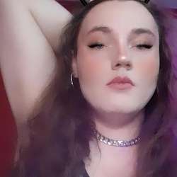 Livialuv's Chat & Dating Profile