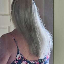 Lizaxxpq's Chat & Dating Profile