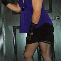 LolaLeggs's Chat & Dating Profile