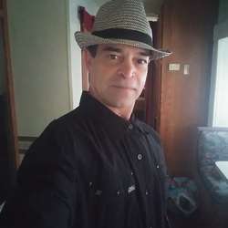 Mandojr09's Chat & Dating Profile