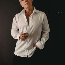 MeTarzanHawaii's Chat & Dating Profile