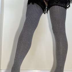 NaiveMelody's Chat & Dating Profile