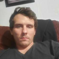 Rayvin96's Chat & Dating Profile