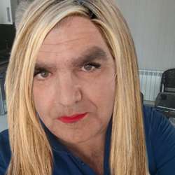 Rebecca30's Chat & Dating Profile