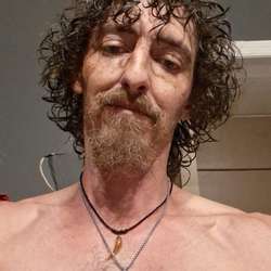 Rob1983's Chat & Dating Profile