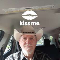 RobNow49's Chat & Dating Profile