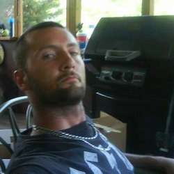 Seeetlover's Chat & Dating Profile