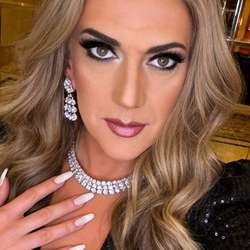 ShariT's Chat & Dating Profile