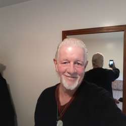 Sharis642's Chat & Dating Profile