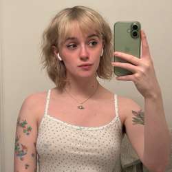 TSgirlmum's Chat & Dating Profile