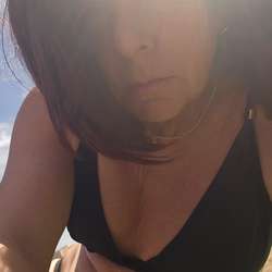 Tenerifegirl's Chat & Dating Profile
