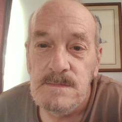 achmanbi's Chat & Dating Profile