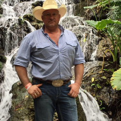 derrickrogers's Chat & Dating Profile