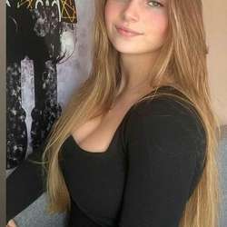 diana's Chat & Dating Profile