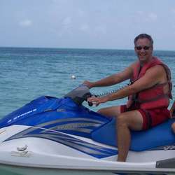 insearchoftgwife's Chat & Dating Profile