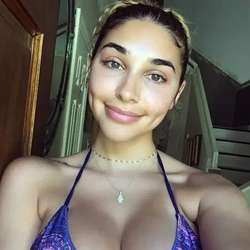 jenlucarelli001's Chat & Dating Profile