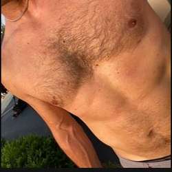 justinvarss's Chat & Dating Profile