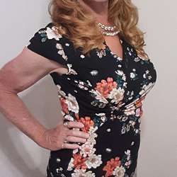 kimrogers90210's Chat & Dating Profile